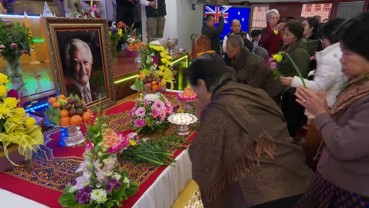 The ceremony - held in line with traditional mourning rituals - recognised the crucial role Bob Hawke played in resettling Cambodian refugees in the 1980s.