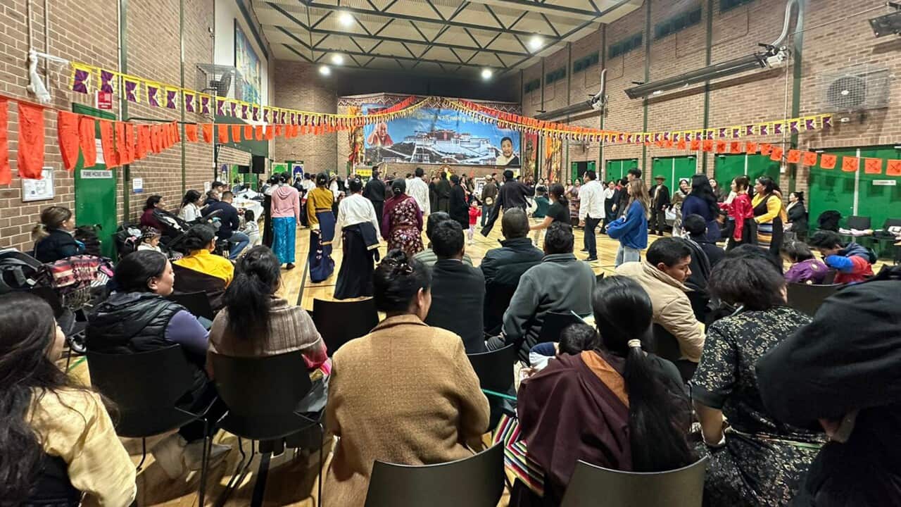 ཨོ་གླིང་ས་གནས་མདོ་ཁམས་ཆུ་བཞི་སྒང་དྲུག་གི་མཛད་སྒོ།