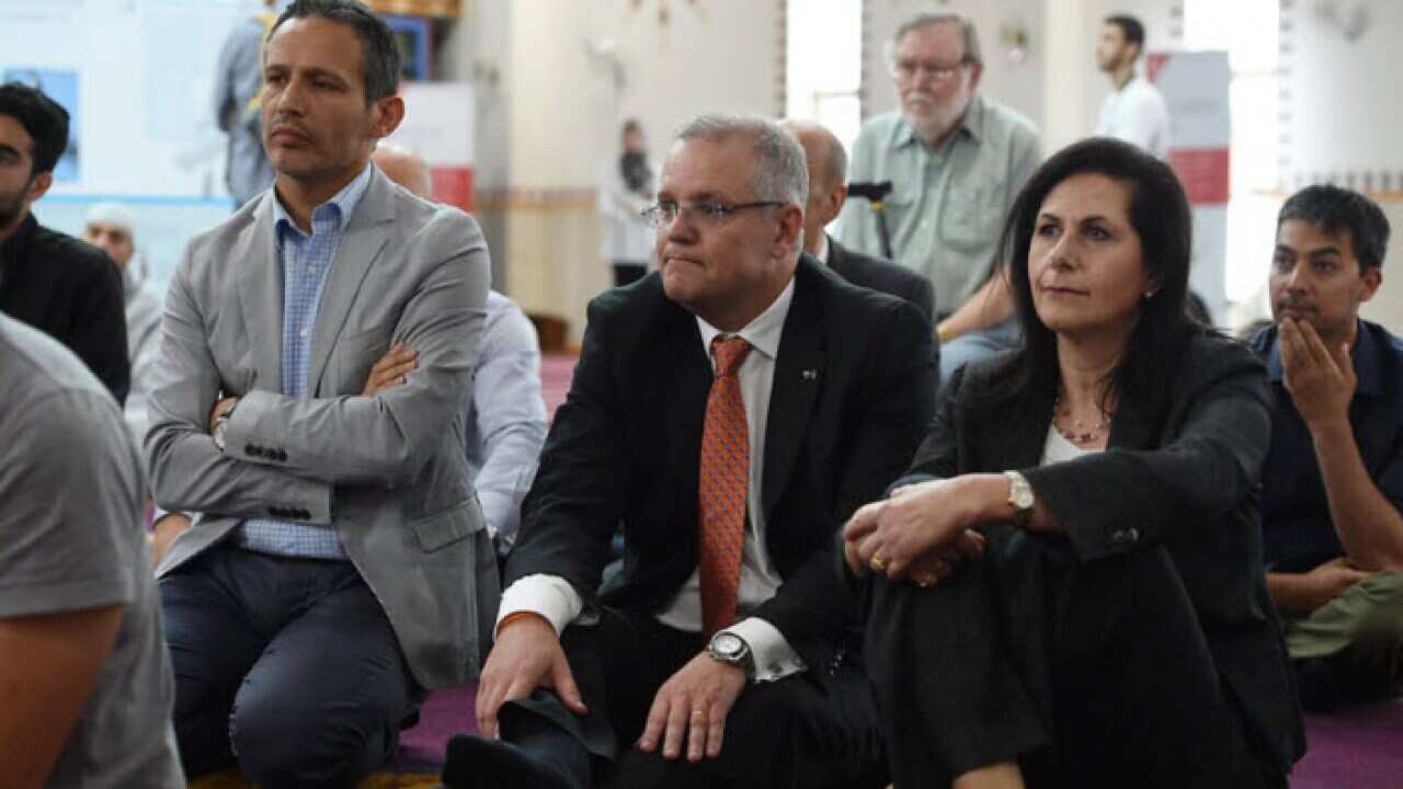 اسکات موریسون نخست وزیر استرالیا در مسجد لاکمبا واقع در بخش جنوب غربی سیدنی