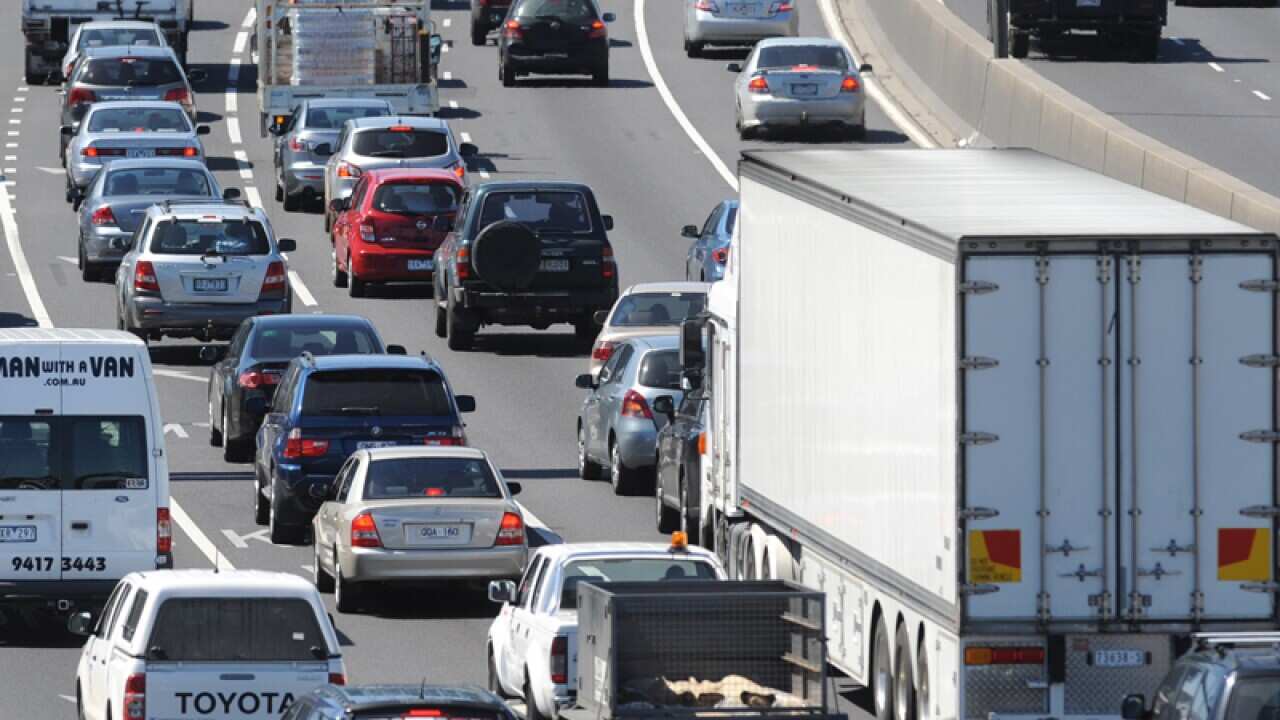 Cars on a Melbourne freeway