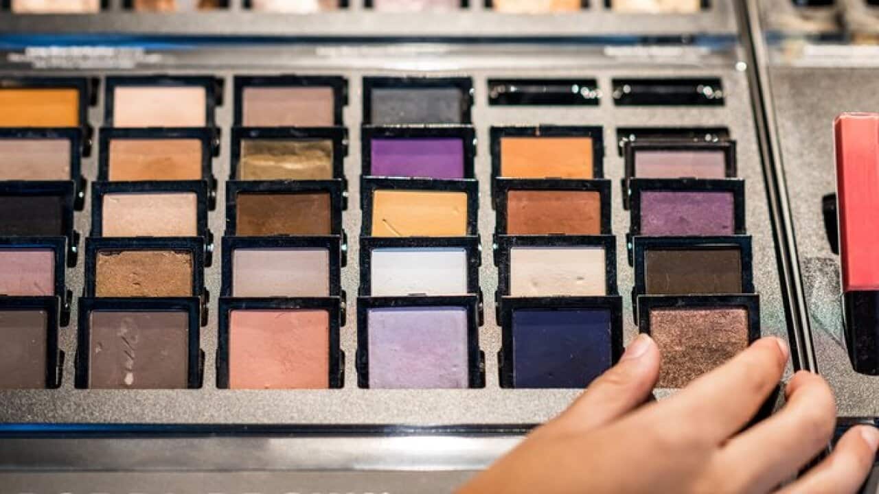Choosing eyeshadows