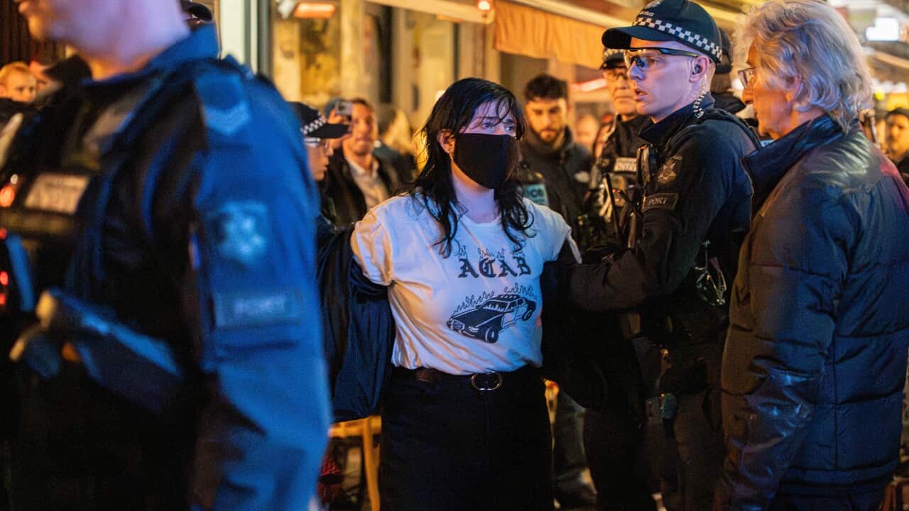 Melbourne restaurant becomes a crime scene after protesters attacked it - 04 Jul 2025