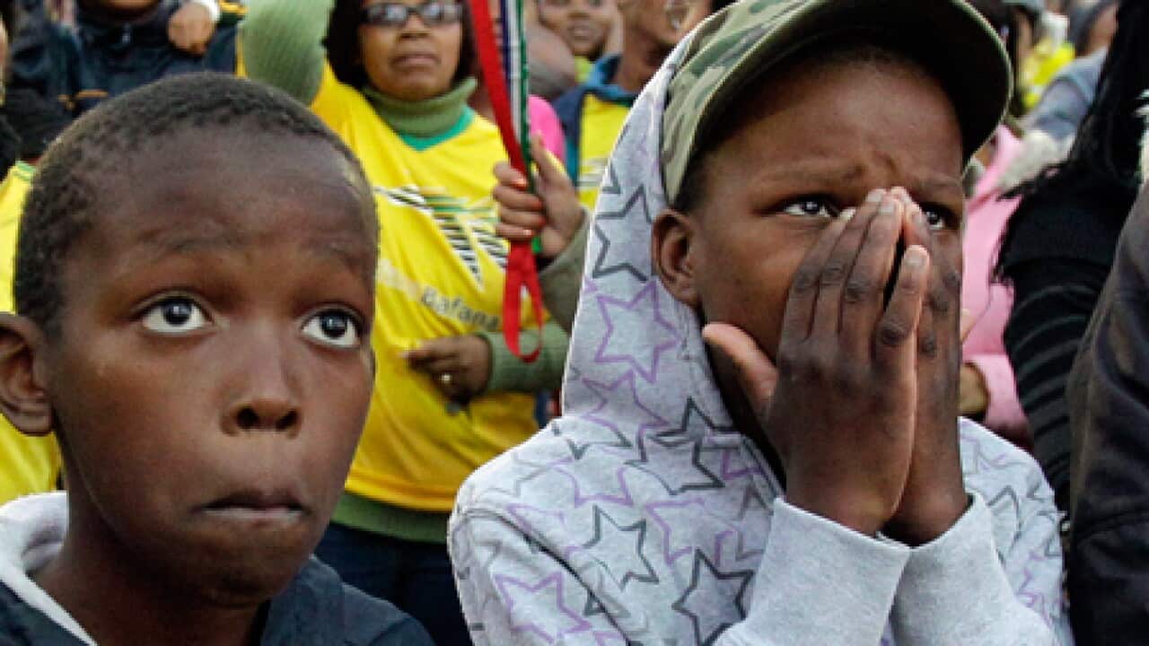 safrica_fans_wc_L_100623_aap_1079515715