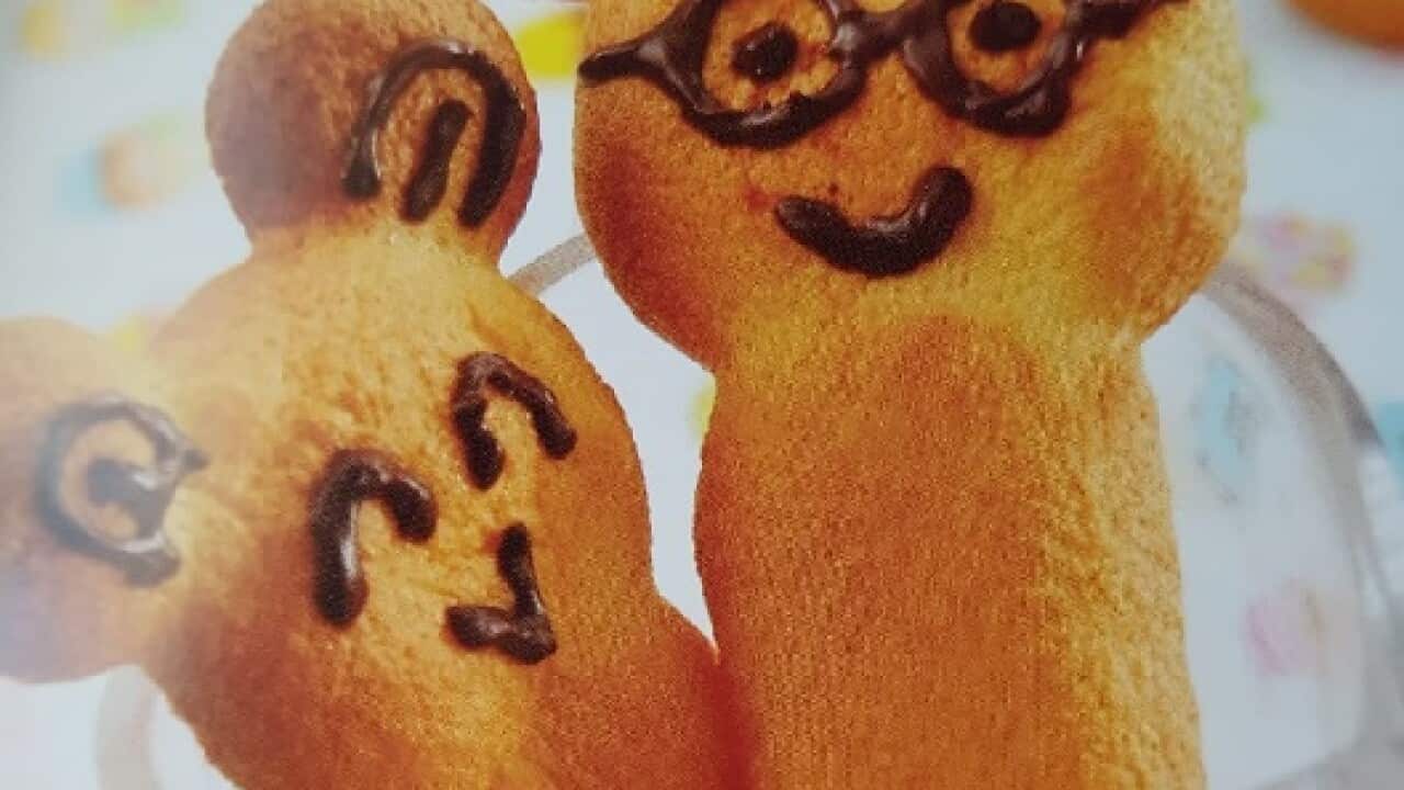 bear shape finger cake