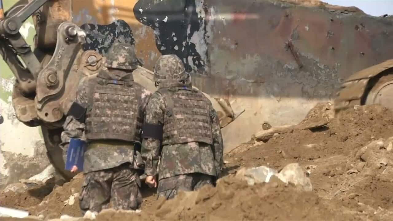 South Korea dismantles DMZ guard posts to fulfil military deal with the North