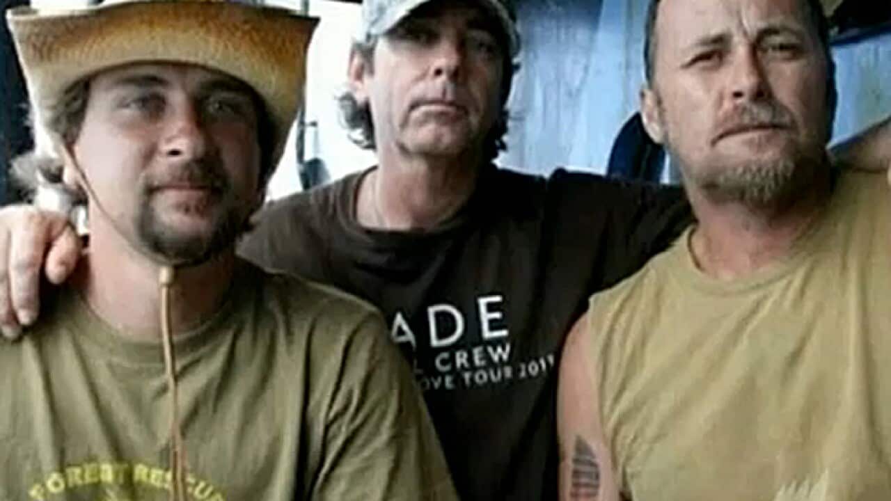 whaling-activists-120110_L_sbs_2044863999