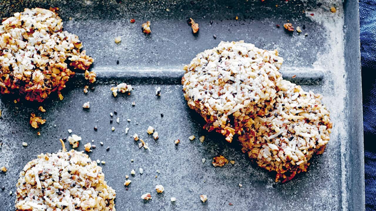 Toasted almond, coconut & chia cookies