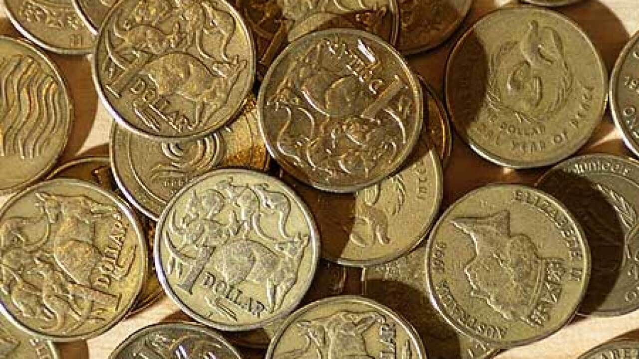 Aussie_dollars_2710_L_aap_199071386