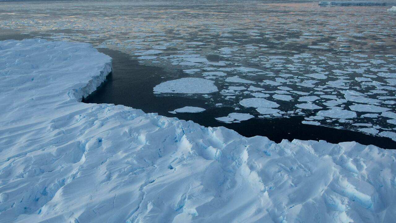 global_warming_antarctica_aap.jpg