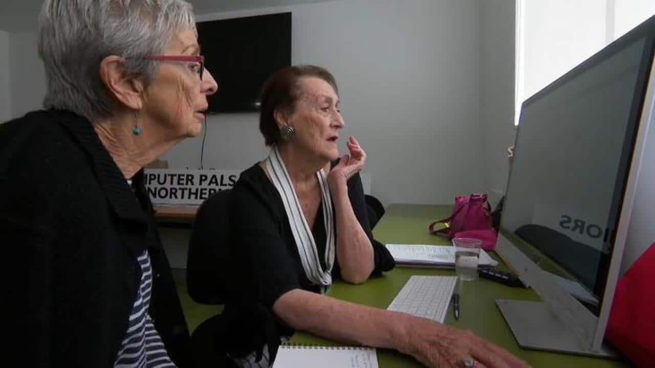 Computer classes for older Australians