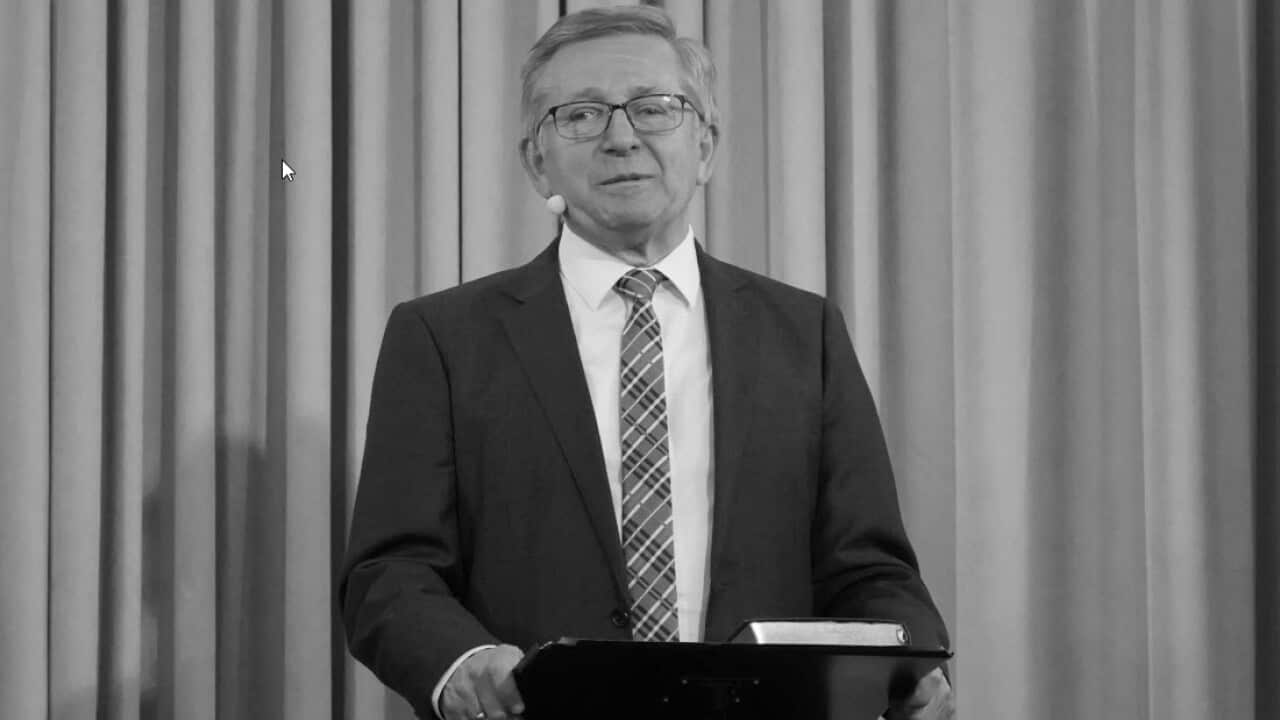 Pastor Roman Chalupka.jpg