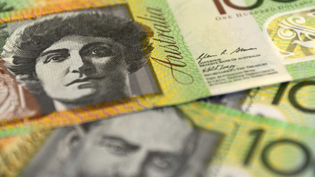 $100 Australian bills