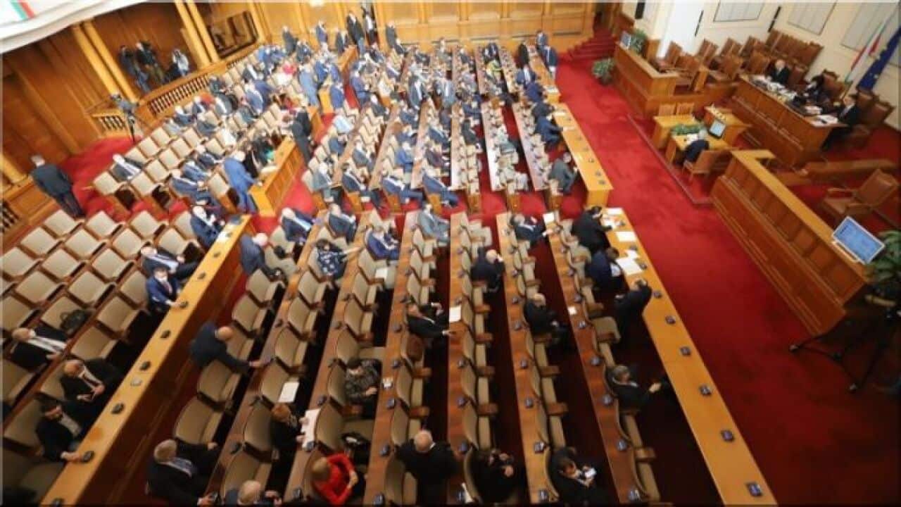 Погледнато чисто човешки, колкото и популизъм да е заложен в този жест, новината е добра.