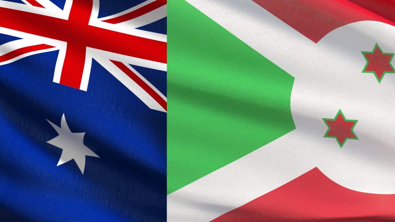 Ibendera ya Australia (Ibubamfu) rifatanye n'Ibendera ry'Uburundi (Iburyo)