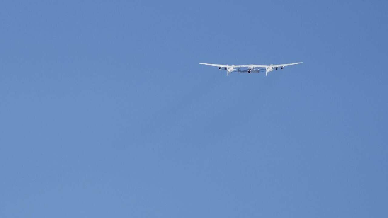 Virgin Galactic's Space Plane VSS Unity Launches Richard Branson To Edge Of Space From New Mexico