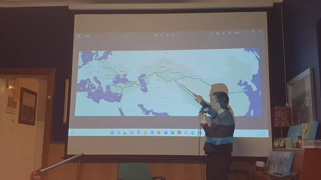 Κώστας Πικραμένος 2.jpg