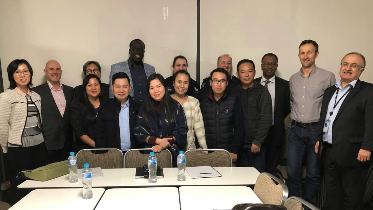 A meeting between the Victorian Chapter of the Vietnamese Community Australia, Vietnamese Student in Australia group and Victoria authorities