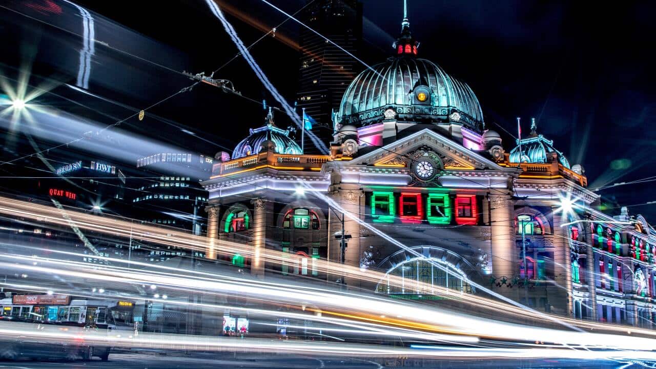 Melbourne Flinders station.jpg