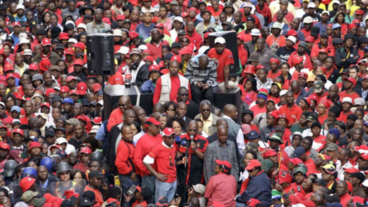 south_africa_protests_johannesburg_100827_b_aap_1041337270