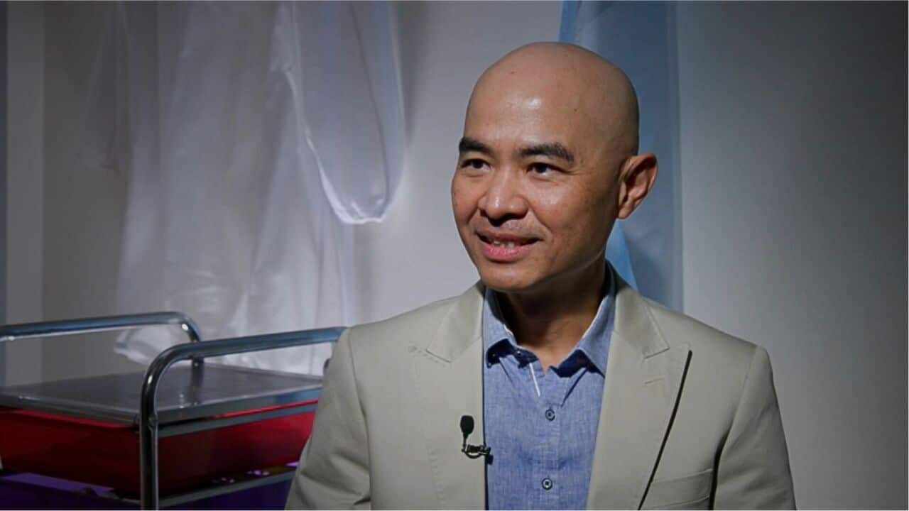 Dr Huy Tran's family came to Australia as refugees (SBS).jpg