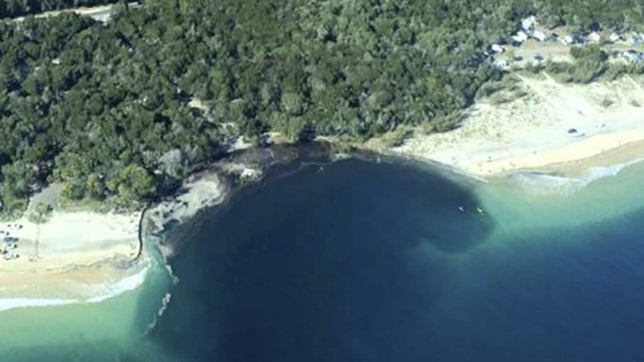 Camper trailer pulled from Qld 'sinkhole' SBS News