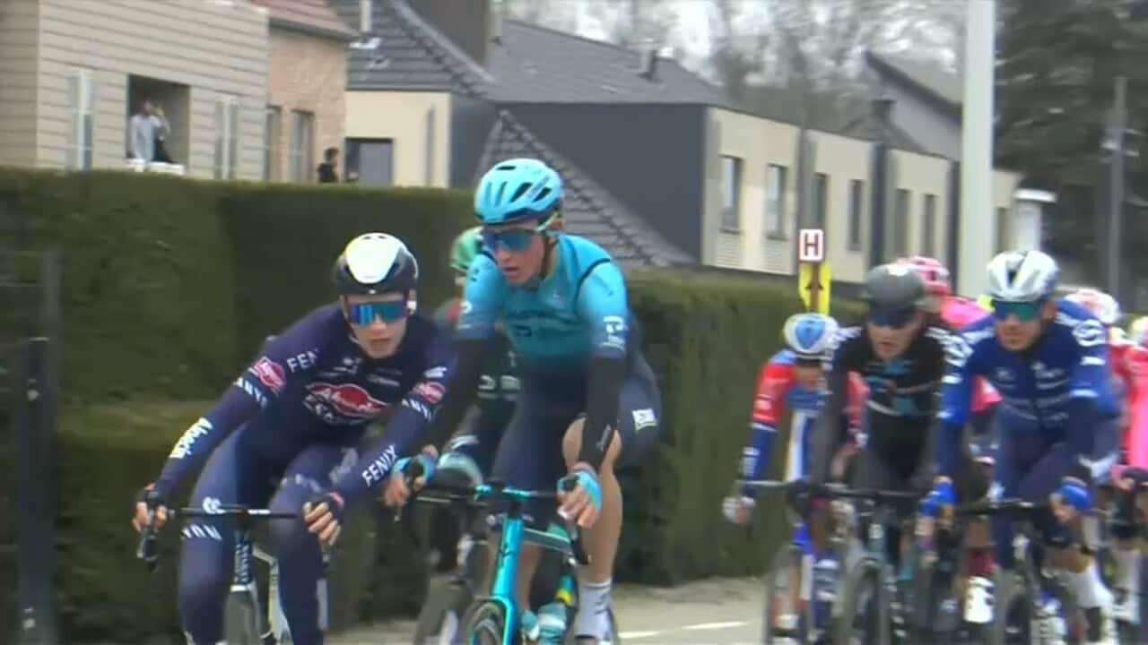 Early disqualifications at Tour of Flanders SBS Sport