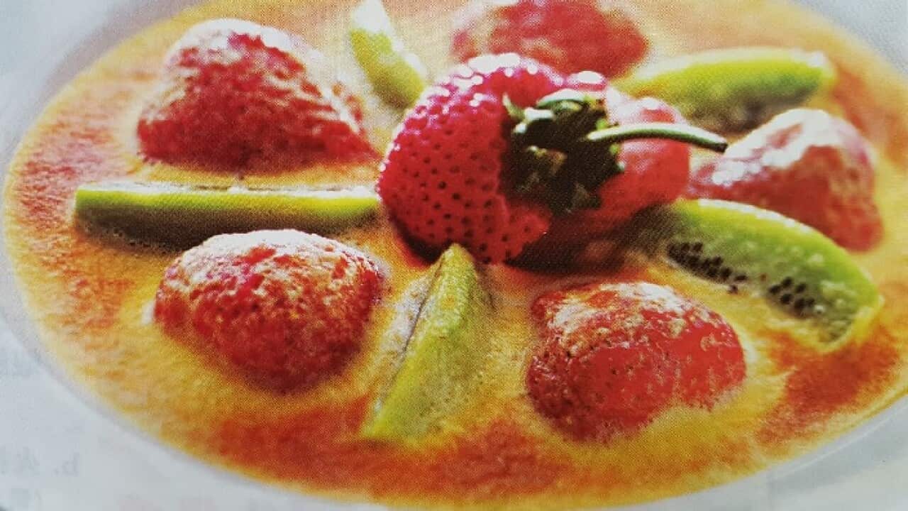 Fresh fruit Zabaione