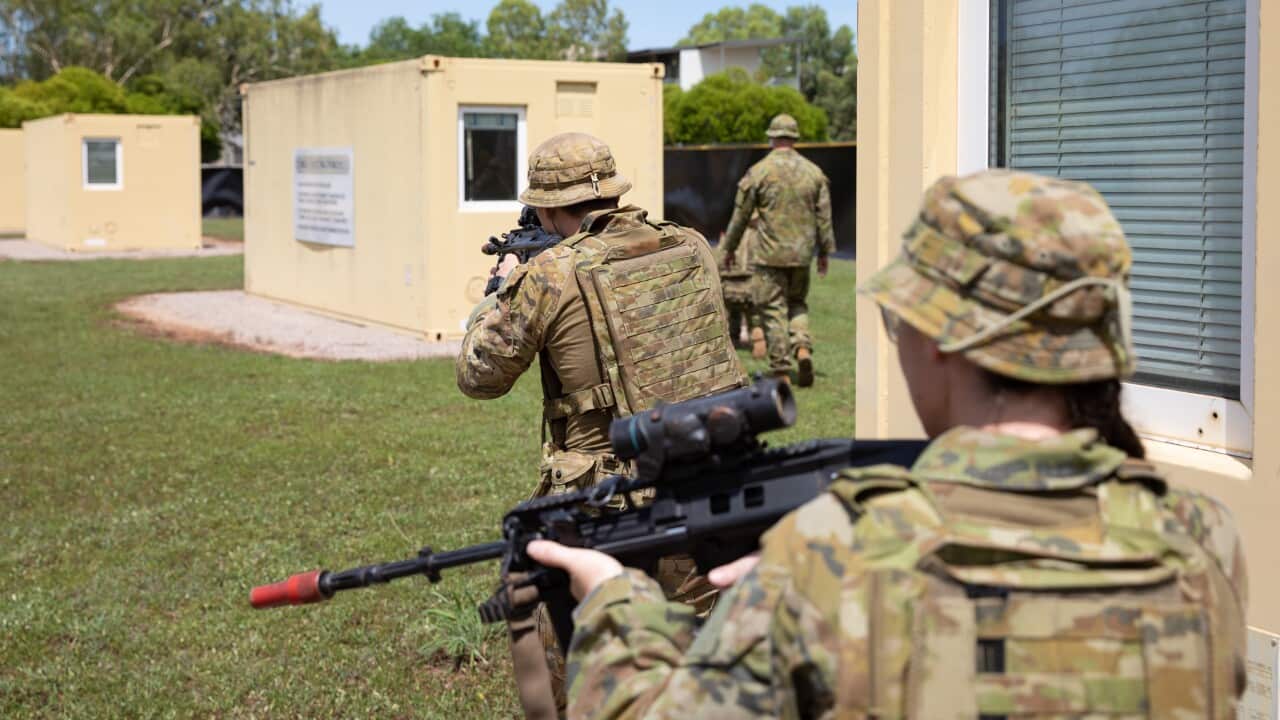 AUSTRALIAN SOLDIERS TRAINING