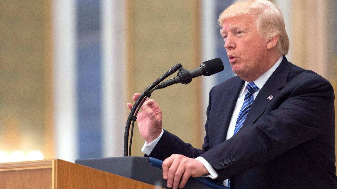 Trump calls on Arab states to 'drive out' terrorists