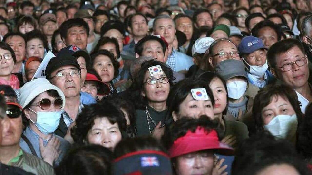 Supporters of South Korean presidential candidate Hong Joon-pyo of the Liberty Korea Party (