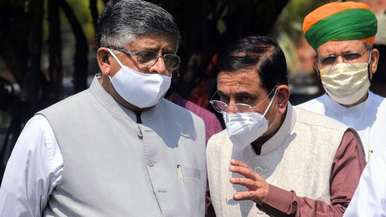 Minister of Law and Justice Ravishankar Prasad in conversation with Minister of Coal Pralhad Joshi