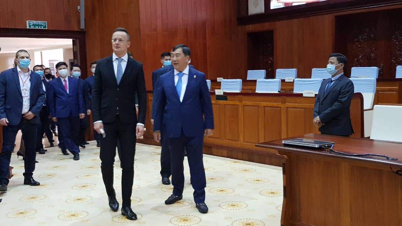 Hungary foreign minister visits Cambodia on November 3rd 2020