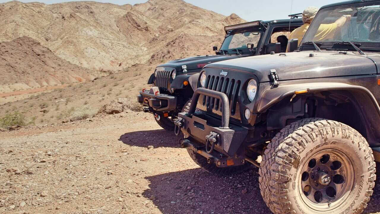 What are the best vehicles for outback tours in Australia?