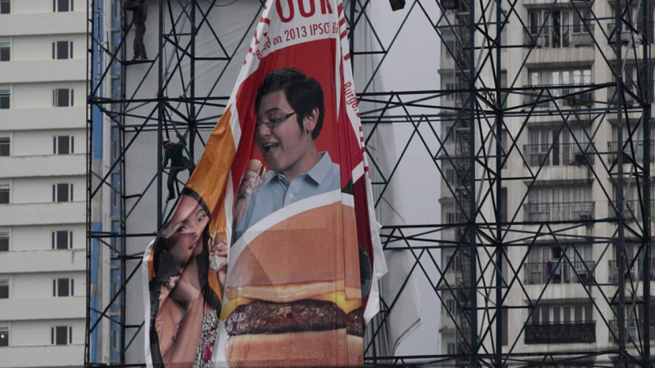 Typhoon Utor batters Philippines