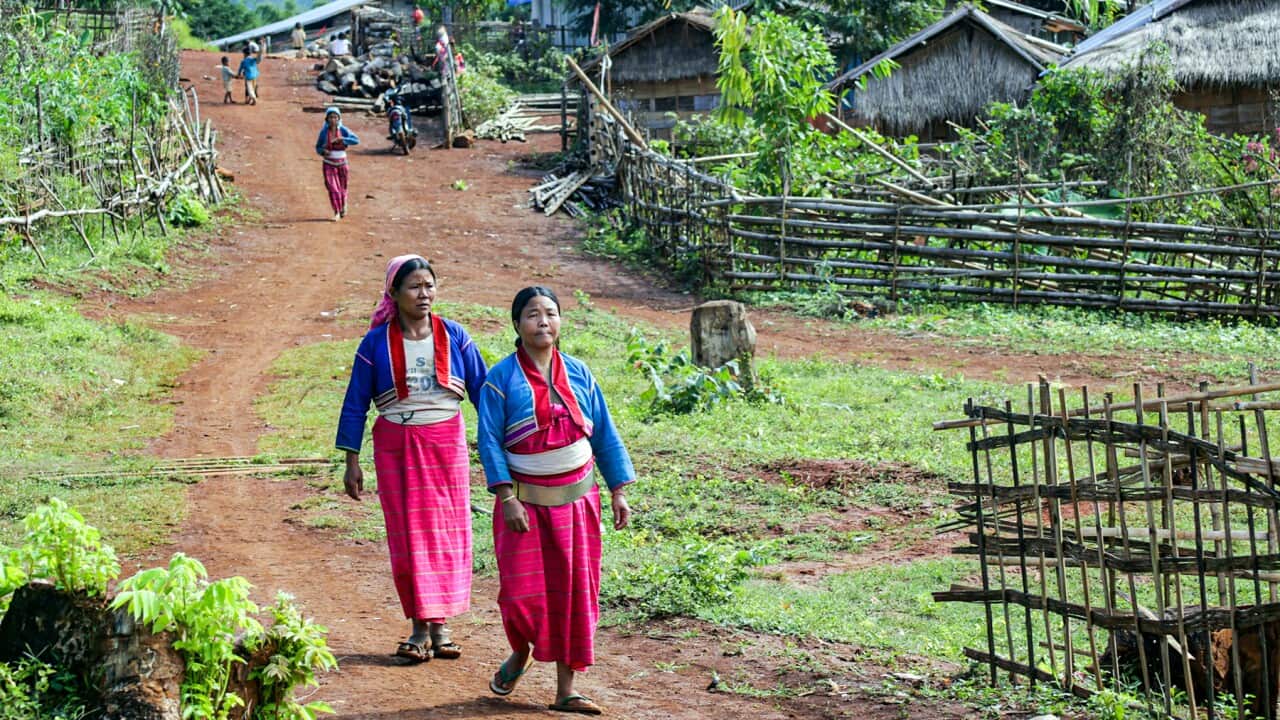 People fleeing the war in southern Shan State.jpg