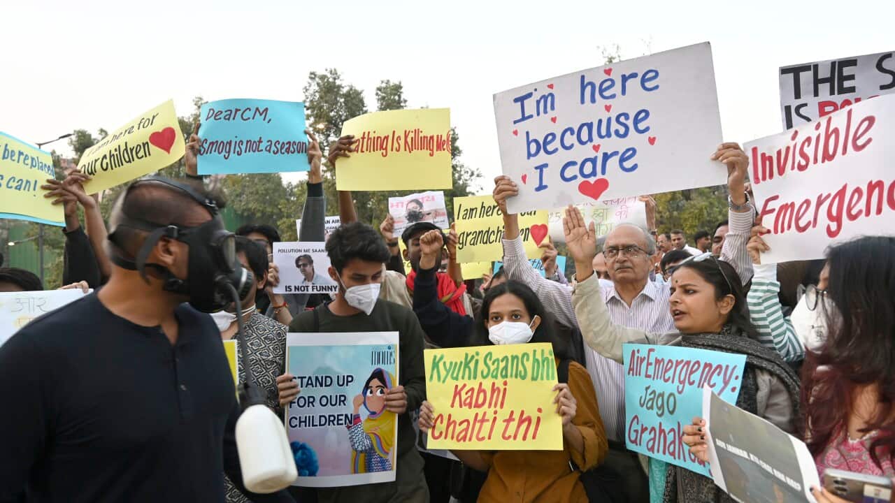 India: Social Activists Protest Over Rising Air Pollution At India Gate, Demand Govt Action; Several Detained