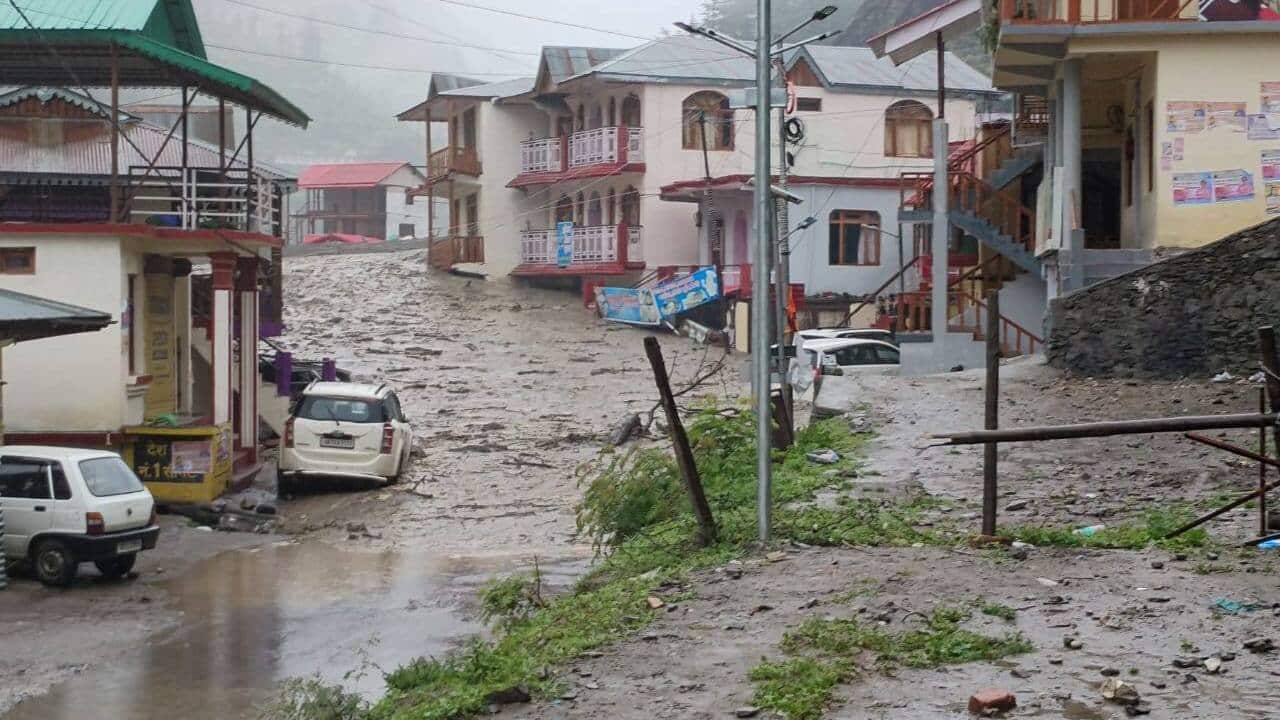 A river turned ‘into a monster’ in India. Now, rain and blocked roads hamper rescue efforts A river turned ‘into a monster’ in India. Now, rain and blocked roads hamper rescue efforts