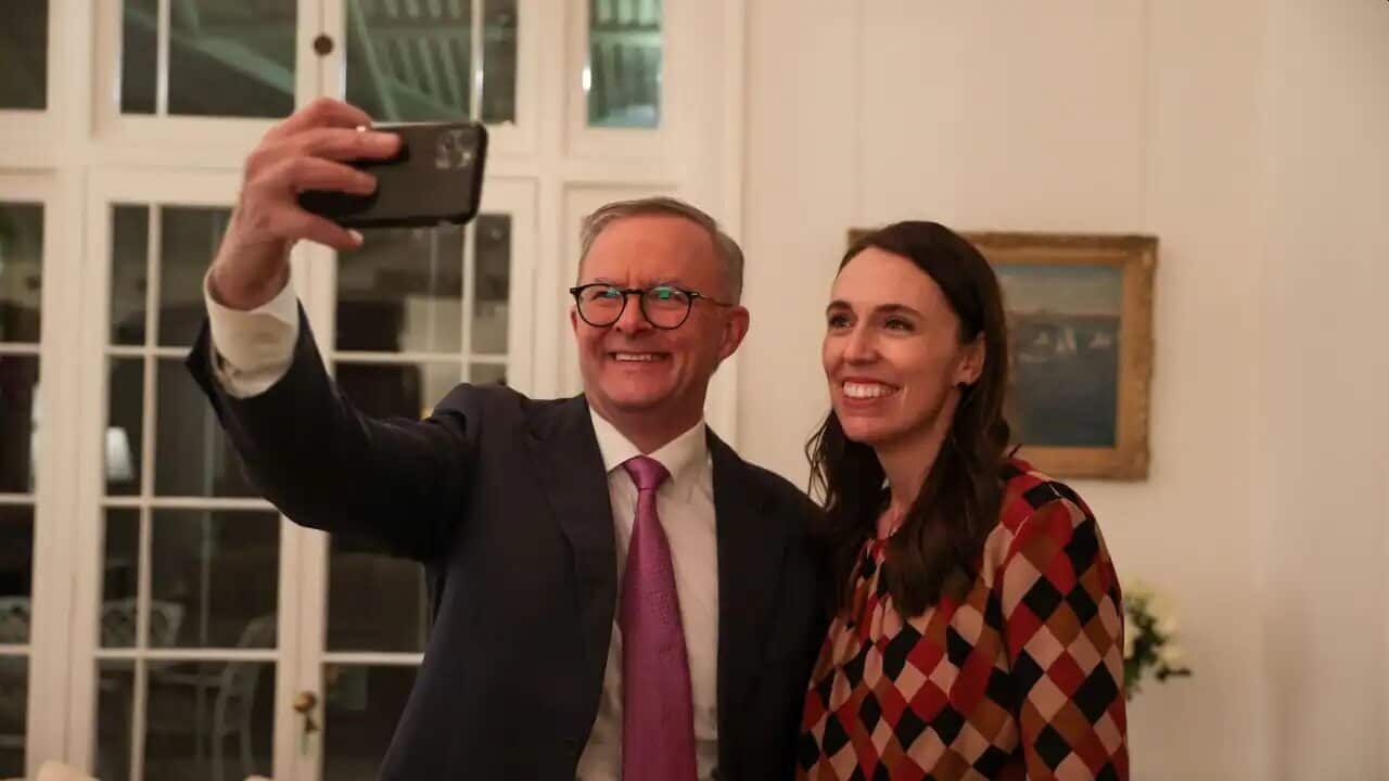 Prime Minister Anthony Albanese and his New Zealand counterpart, Jacinda Ardern, spent Thursday evening together with a dinner at Kirribilli House before observing the light show over Sydney Harbour as part of the Vivid festival.