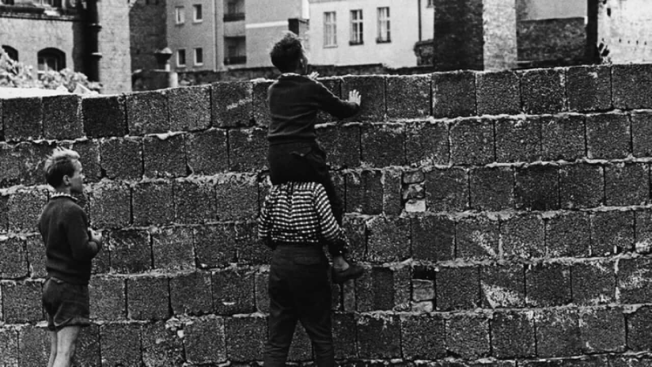 Im Schatten der Mauer (2)