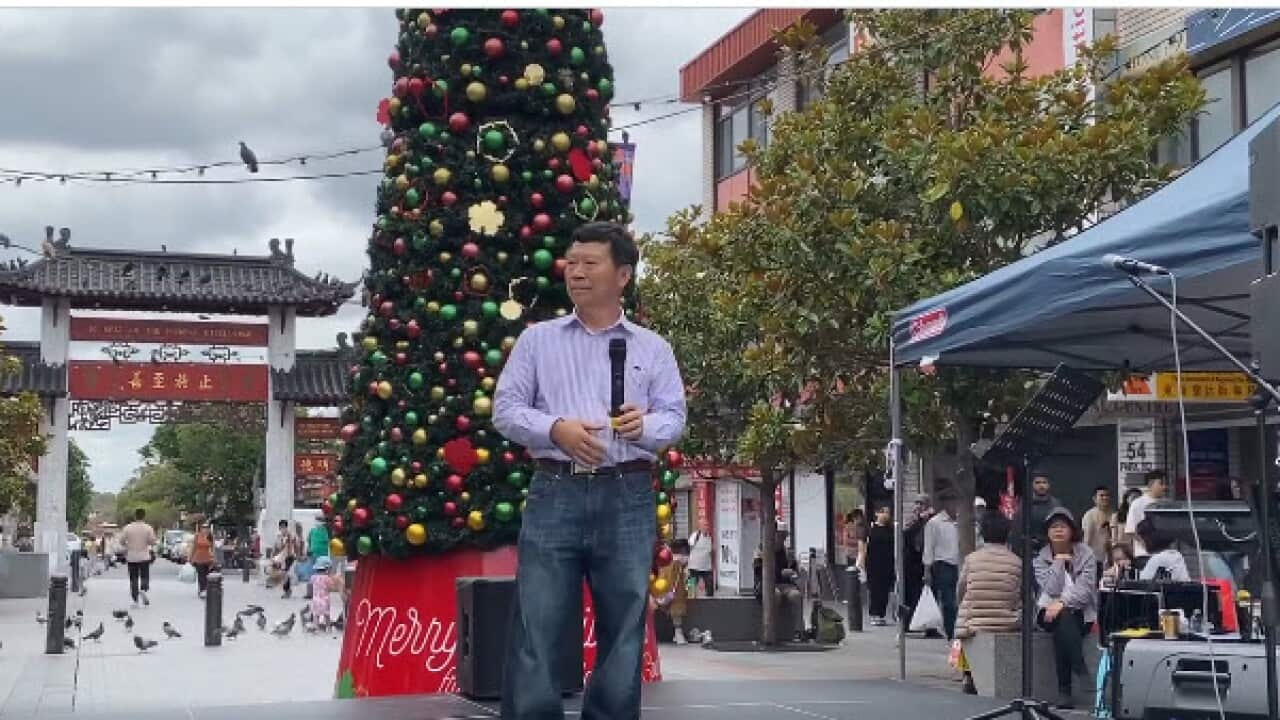 Anh Lê Đá thuộc Hội Thân hữu Thương Phế Binh VNCH trong buổi gây quỹ tại Freedom Plaza..jpg