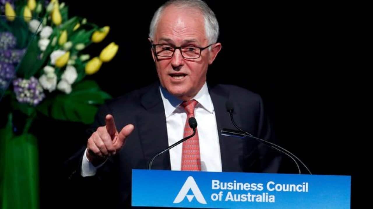 Prime Minister Malcolm Turnbull delivers a speech at the Business Council of Australia dinner in Sydney, Monday, November 20, 2017. (AAP Image/Daniel Munoz) NO ARCHIVING