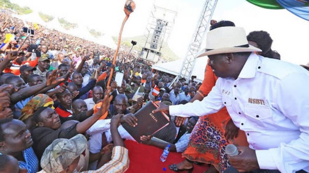 Kinara wa muungano wa NASA apewa Biblia katika kongamano la chama