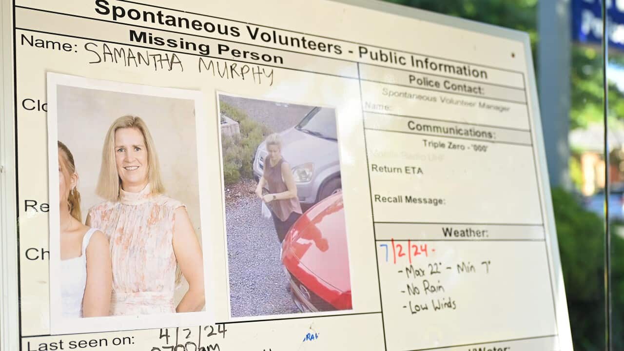 Un cartel de personas desaparecidas con fotos de Samantha Murphy.