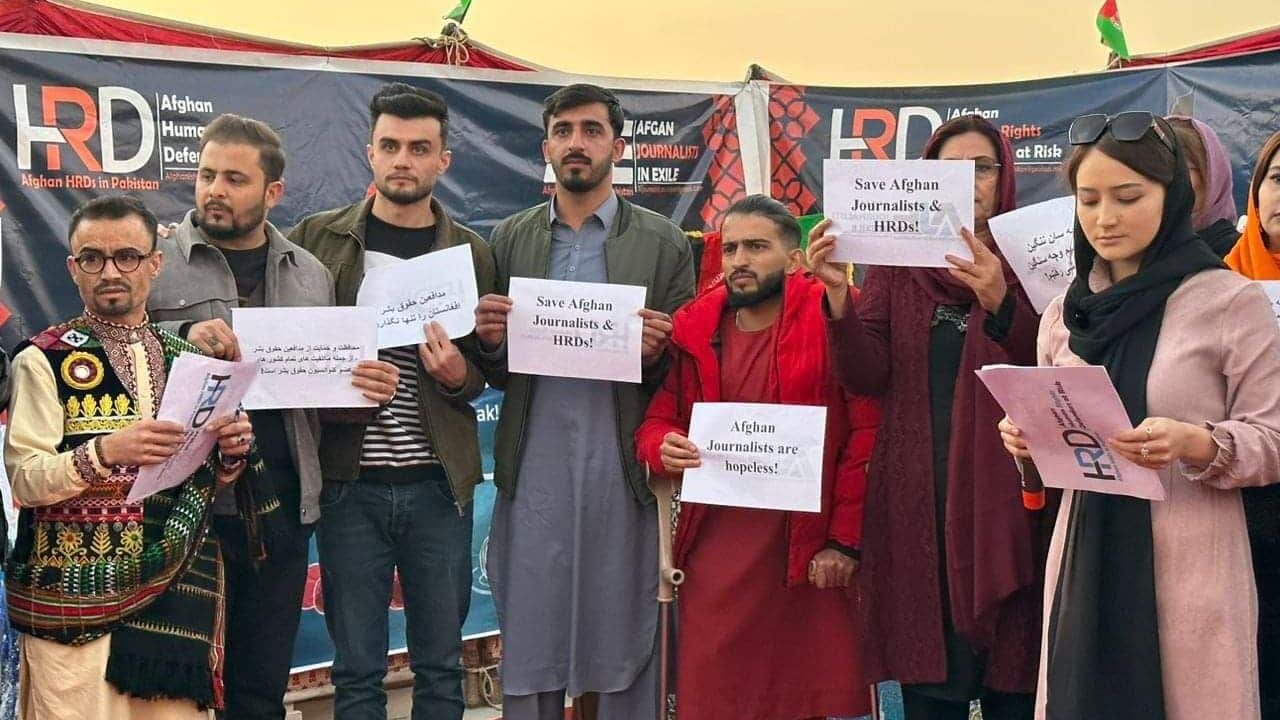 Afghan media workers in Pakistan