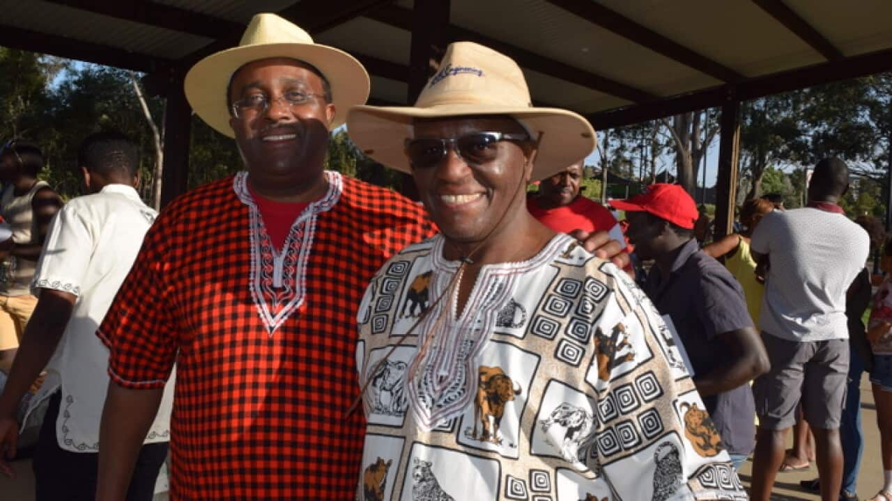 Mh Isaiya kabira balozi wa Kenya nchini Australia, akiwa pamoja na shujaa wa mwaka Patrick Muraguri