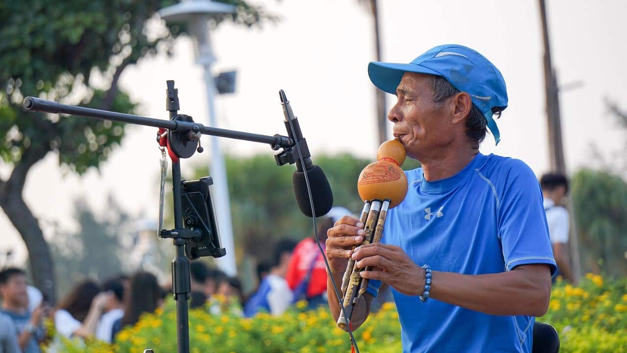 cucurbit flute musician - Pixabay