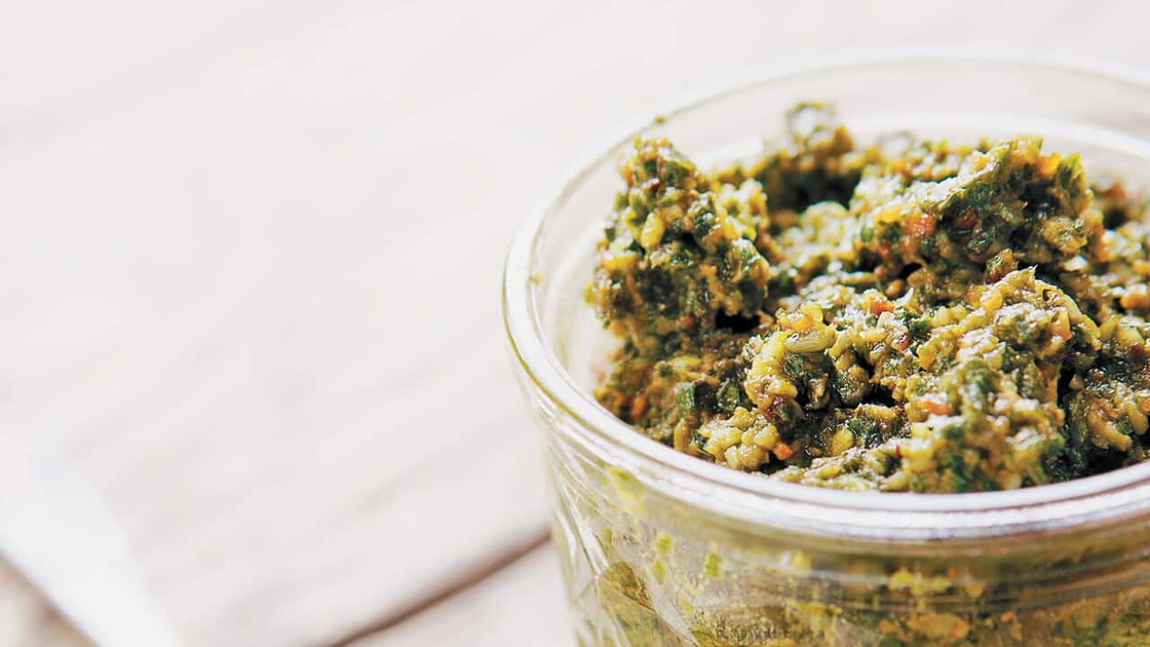 Tomato leaf pesto