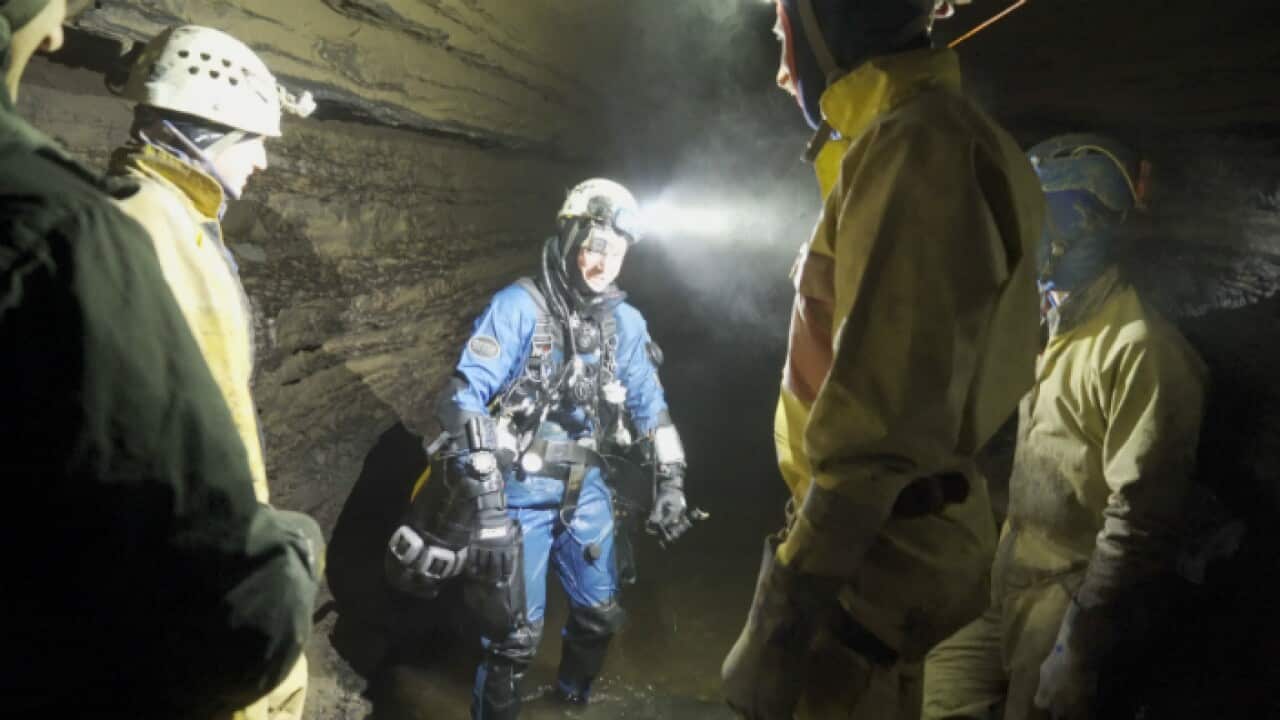 Cave divers set new diving depth record in Tasmania, prove two of