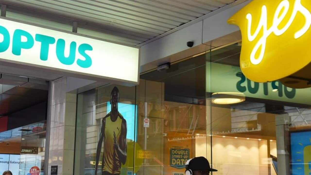 Optus store