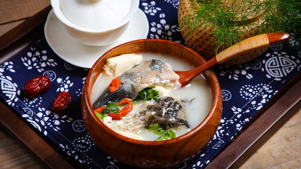 Bean curd soup crucian carp